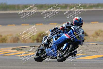 media/Oct-08-2022-SoCal Trackdays (Sat) [[1fc3beec89]]/Turn 14 (1050am)/